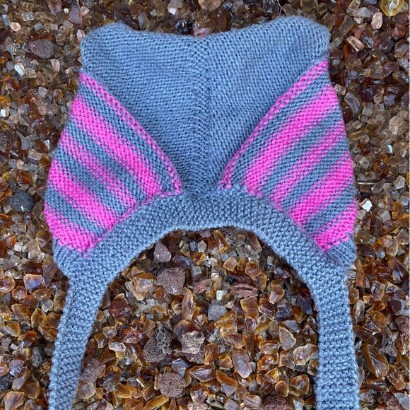 Kitty Cat Girls Grey and Pink Knit Hat. One Size. VGUC! - Picture 5 of 6